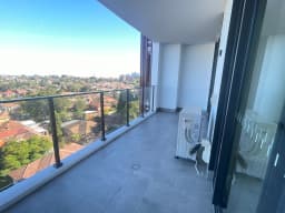 Modern Apartment in Prime Hurstville